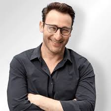 simon sinek